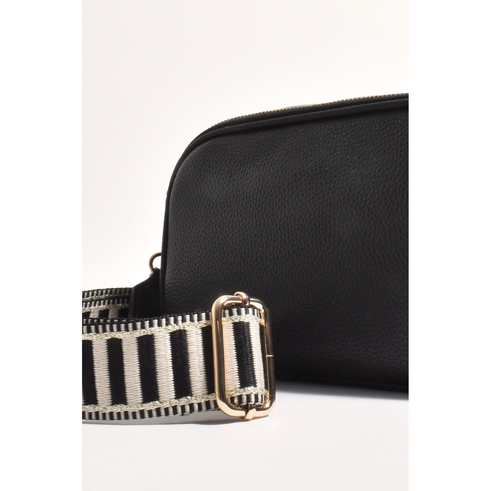 Adorne Bella Black Crossbody-Bags-Adorne-Après-She